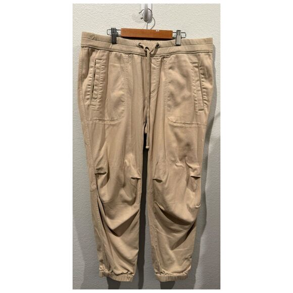 STANDARD JAMES PERSE Beige Pockets Jersey Pants - Picture 1 of 4